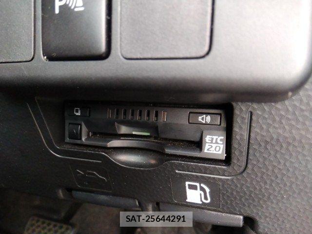 Toyota ROOMY 2019-09 8527091-24