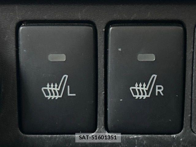Toyota ROOMY 2019-10 8527090-9