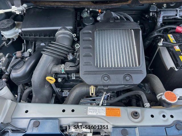 Toyota ROOMY 2019-10 8527090-18