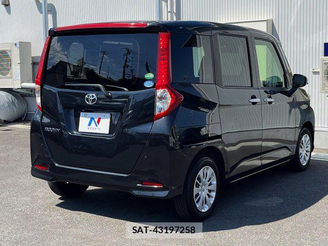Toyota ROOMY 2017-11 8527095-17