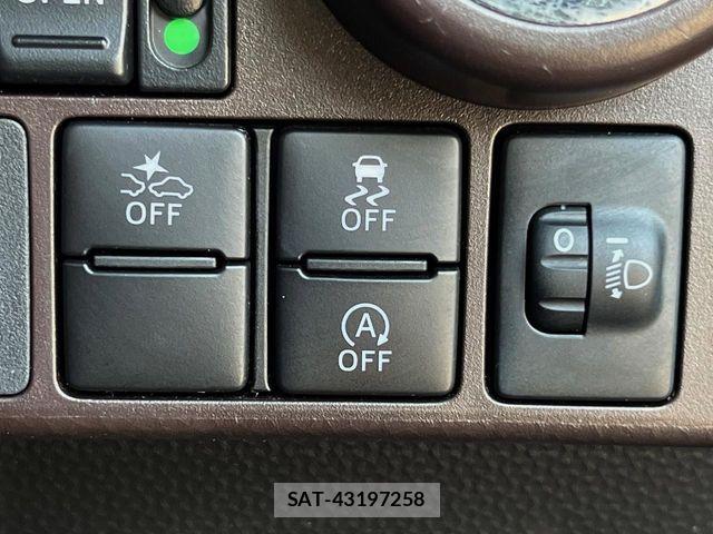 Toyota ROOMY 2017-11 8527095-5