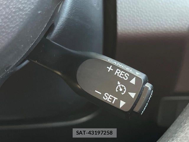 Toyota ROOMY 2017-11 8527095-6
