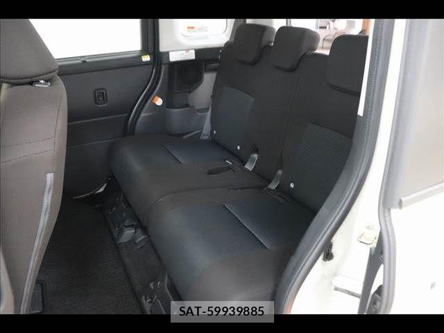 Toyota ROOMY 2023-01 8527092-12
