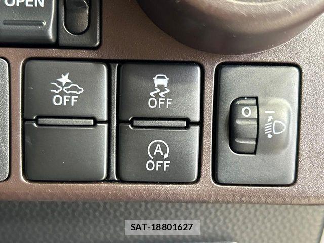 Toyota ROOMY 2017-07 8527093-6
