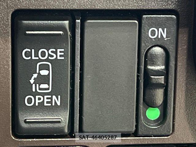 Toyota ROOMY 2018-08 8527102-3