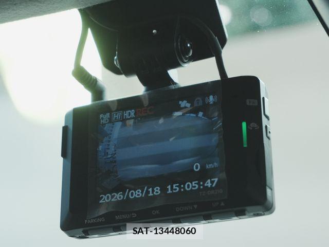 Toyota ROOMY 2023-08 8527082-13