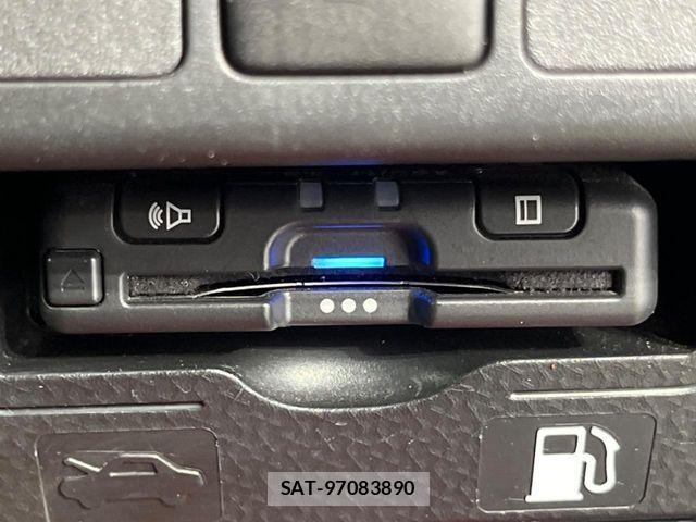 Toyota ROOMY 2019-11 8527087-9