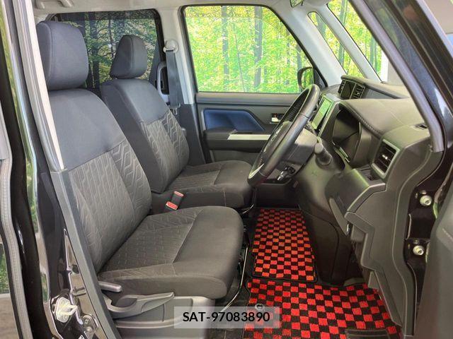 Toyota ROOMY 2019-11 8527087-6