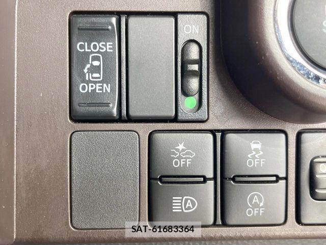 Toyota ROOMY 2019-05 8527096-3