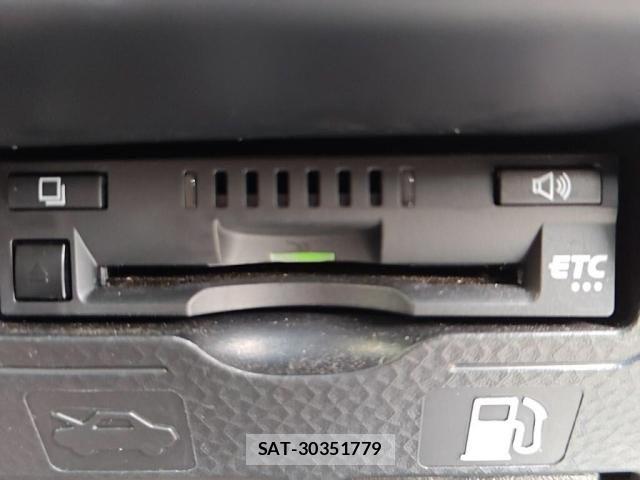 Toyota ROOMY 2022-01 8563404-14