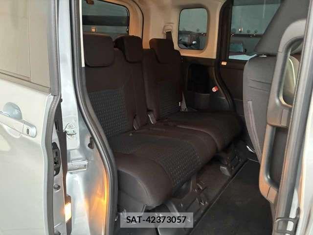 Toyota ROOMY 2021-05 8563411-15