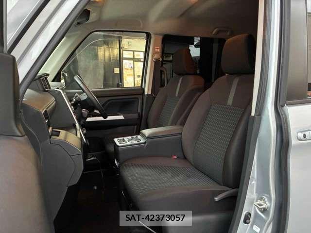 Toyota ROOMY 2021-05 8563411-19