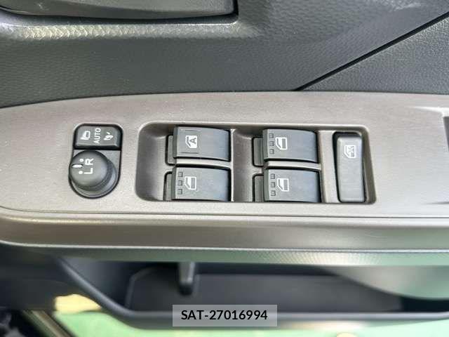 Toyota ROOMY 2025-07 8563406-14