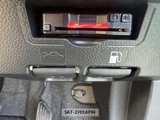 Toyota ROOMY 2025-07 8563406-17