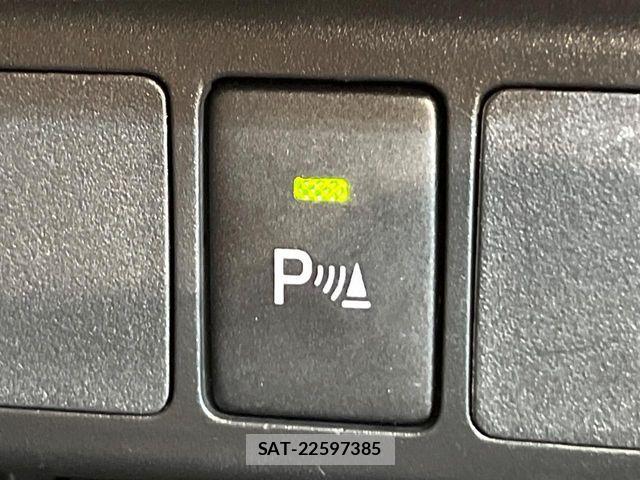 Toyota ROOMY 2022-05 8563413-6