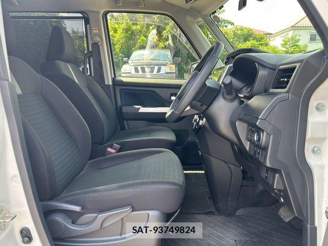 Toyota ROOMY 2021-12 8563412-9