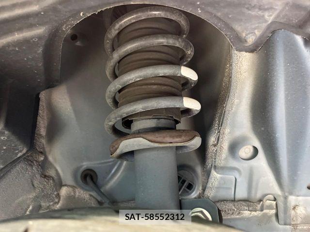 Toyota ROOMY 2019-09 8563410-19