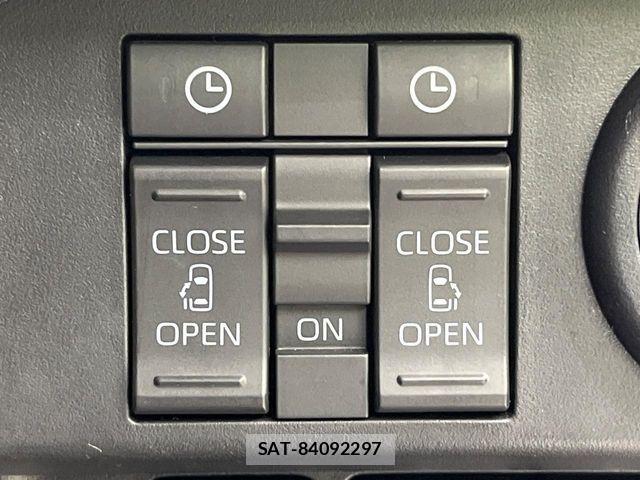 Toyota ROOMY 2022-02 8563408-5