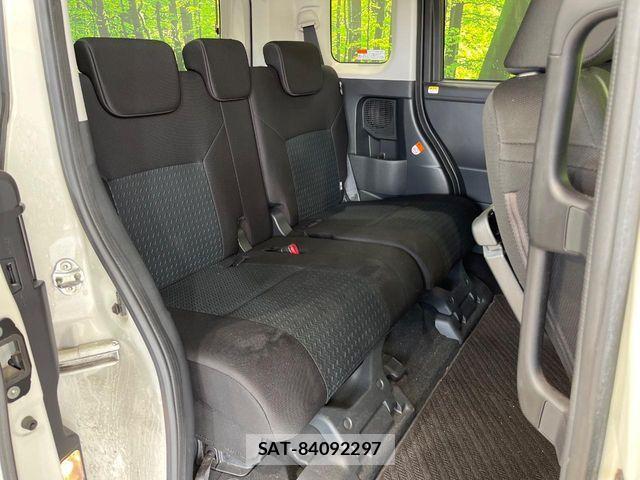 Toyota ROOMY 2022-02 8563408-8