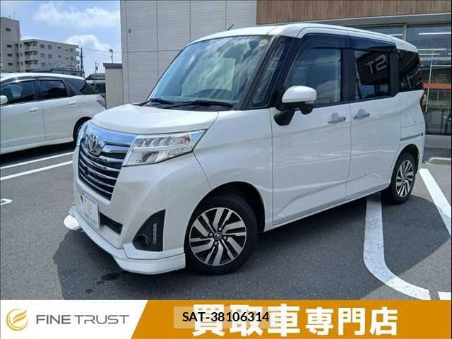 Toyota ROOMY 2018-06 8563414-0