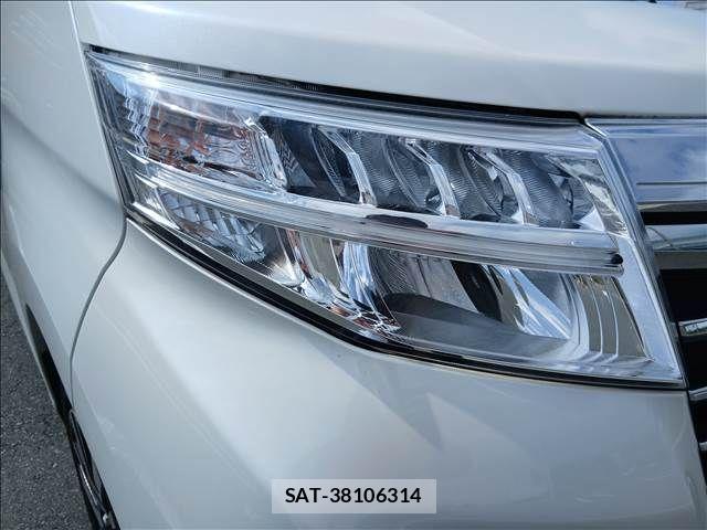 Toyota ROOMY 2018-06 8563414-21