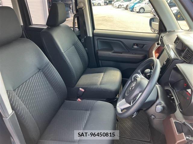 Toyota ROOMY 2018-08 8563418-10