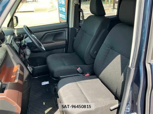 Toyota ROOMY 2018-08 8563418-12