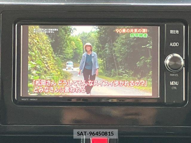 Toyota ROOMY 2018-08 8563418-18