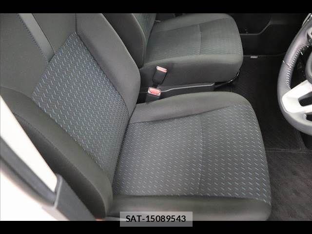 Toyota ROOMY 2022-10 8628695-10