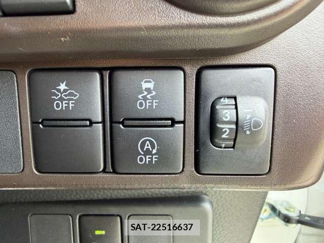 Toyota ROOMY 2022-07 8628691-8