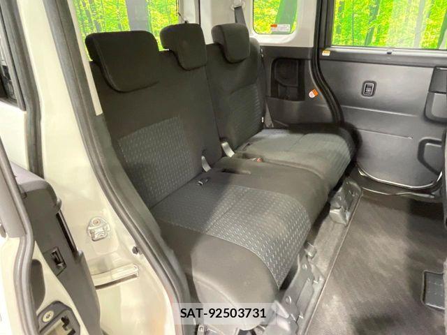 Toyota ROOMY 2021-07 8628690-9