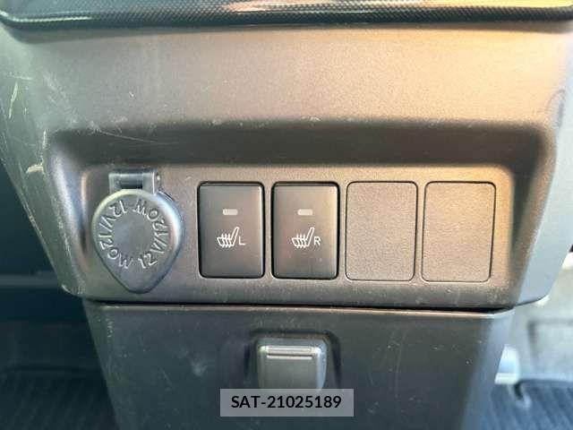 Toyota ROOMY 2021-08 8628694-10