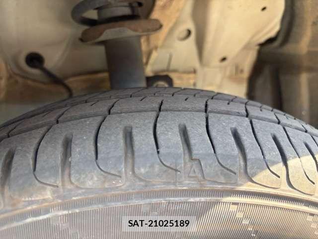 Toyota ROOMY 2021-08 8628694-19