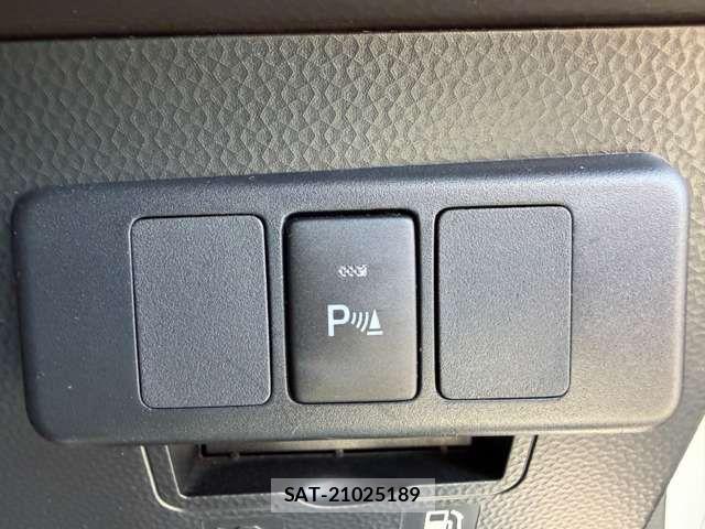 Toyota ROOMY 2021-08 8628694-6