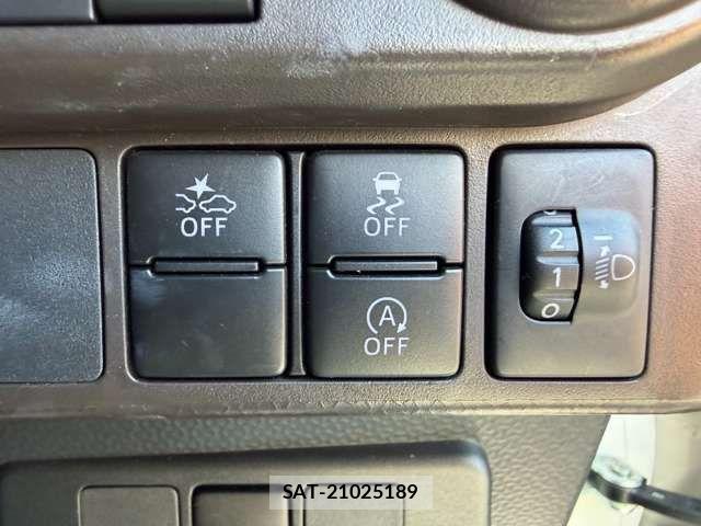 Toyota ROOMY 2021-08 8628694-7