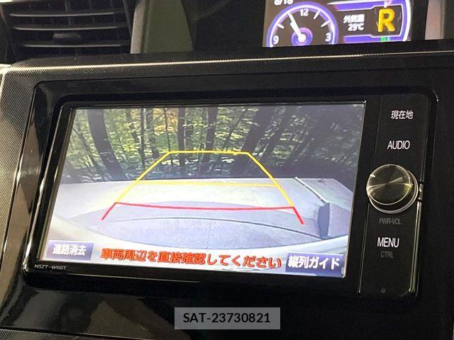 Toyota ROOMY 2017-08 8628704-4