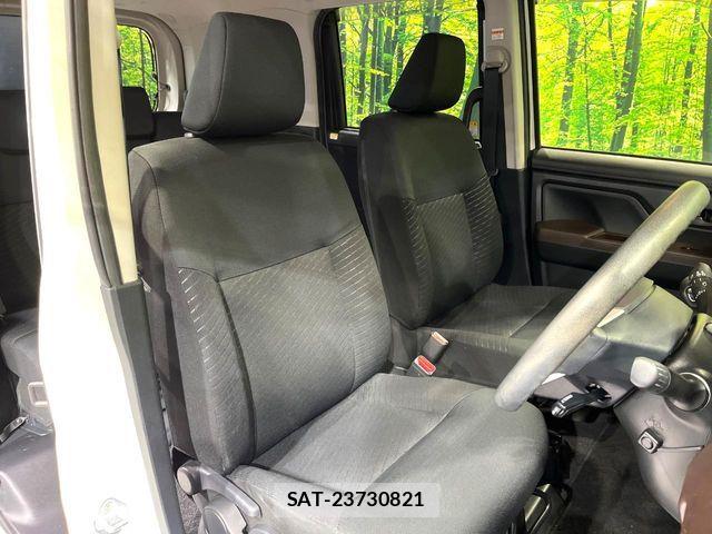 Toyota ROOMY 2017-08 8628704-7