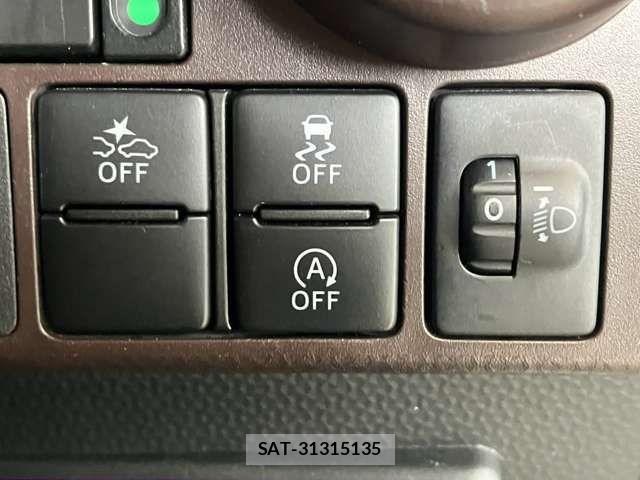 Toyota ROOMY 2018-07 8628705-1