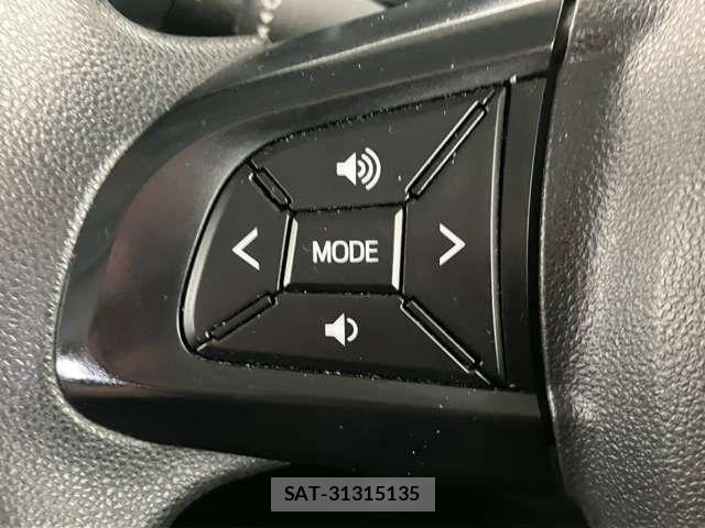 Toyota ROOMY 2018-07 8628705-4