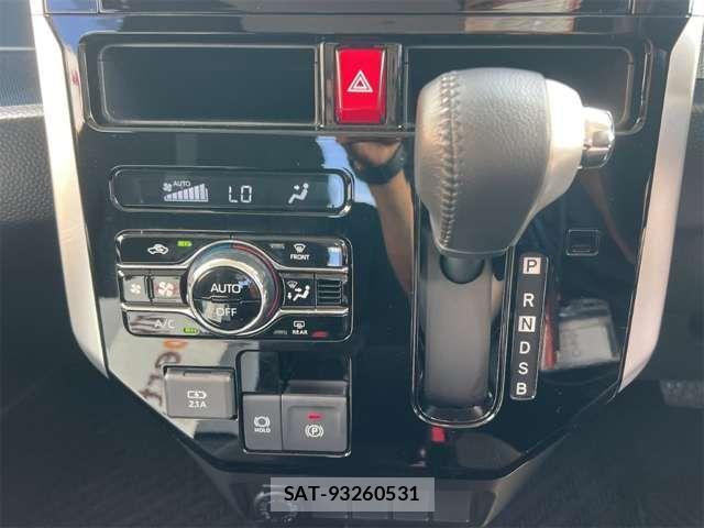 Toyota ROOMY 2022-06 8628685-8