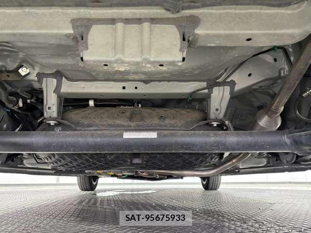 Toyota ROOMY 2023-12 8628681-13