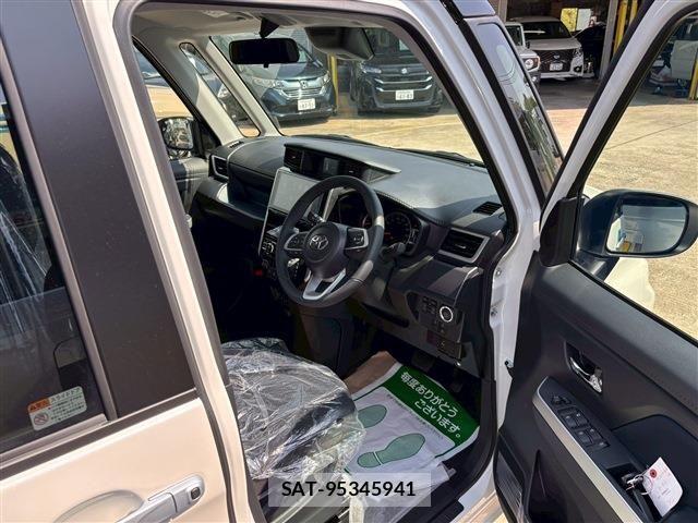 Toyota ROOMY 2026-05 8628671-17