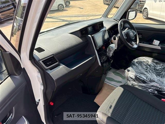 Toyota ROOMY 2026-05 8628671-3