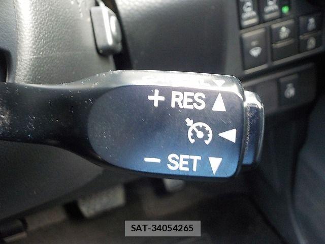 Toyota ROOMY 2017-07 8628702-16