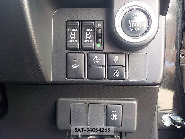 Toyota ROOMY 2017-07 8628702-17