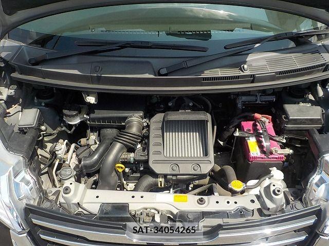 Toyota ROOMY 2017-07 8628702-19