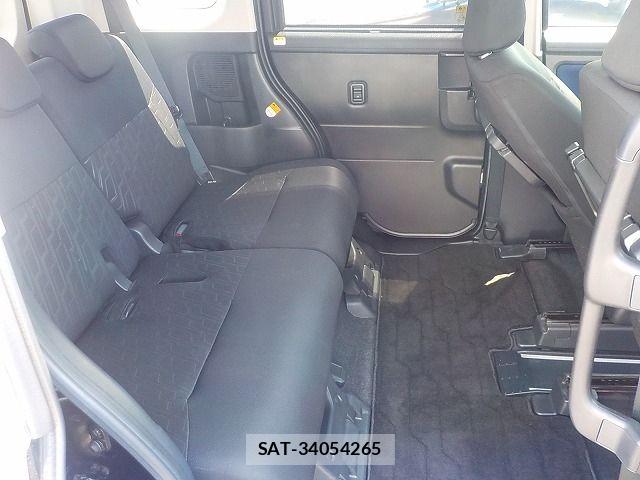 Toyota ROOMY 2017-07 8628702-8