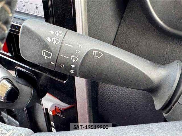 Toyota ROOMY 2021-03 8661320-22