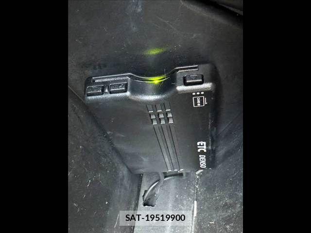 Toyota ROOMY 2021-03 8661320-27