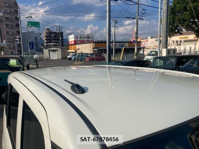 Toyota ROOMY 2022-04 8661321-3